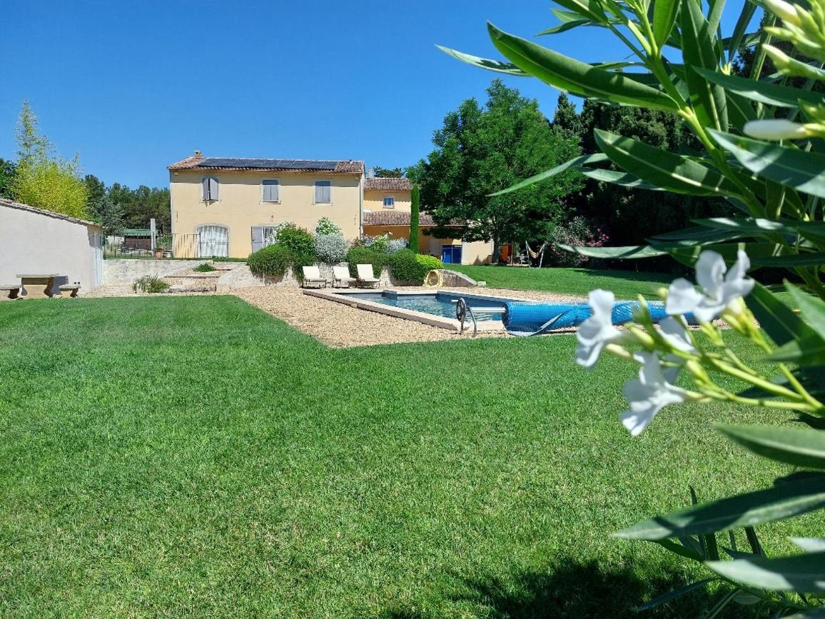 En Provence, Chez Stephanie Et Marcel Saint-Remy-de-Provence Exterior photo